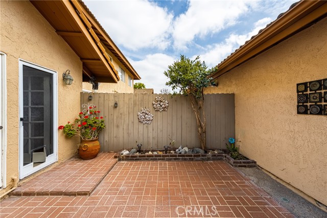 Detail Gallery Image 23 of 34 For 2045 Bay Meadows, Placentia,  CA 92870 - 3 Beds | 2 Baths