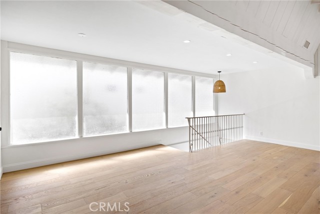 00a1ae7f 874d 4553 8102 7ef83cbcaf45