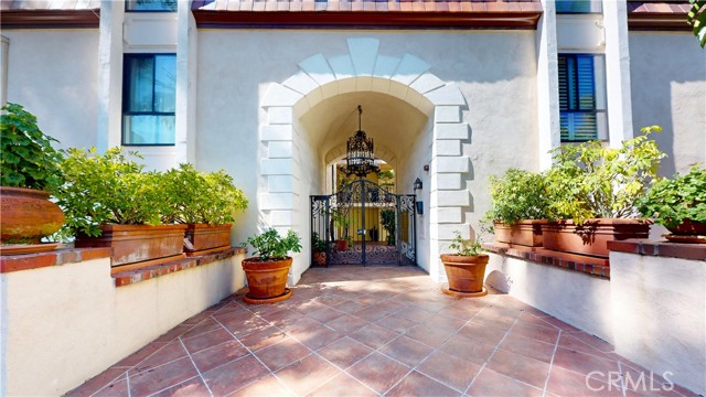 2525 Via Campesina, Palos Verdes Estates, California 90274, 2 Bedrooms Bedrooms, ,1 BathroomBathrooms,Residential,For Sale,Via Campesina,SB24066877