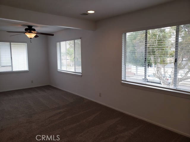 Detail Gallery Image 3 of 19 For 2904 Peppertree Ln, Costa Mesa,  CA 92626 - – Beds | – Baths