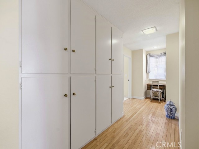 Detail Gallery Image 16 of 26 For 16418 Minnehaha St, Granada Hills,  CA 91344 - 3 Beds | 2 Baths