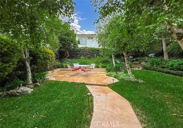 5700 Tanner Ridge Avenue, Westlake Village CA: https://media.crmls.org/medias/00a478d0-dc09-4f91-9157-c25be4136ba4.jpg