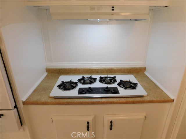 2230 Lake Park Drive, San Jacinto CA: https://media.crmls.org/medias/00a616b4-cb2d-47f6-9c78-b1d7b7e6fe65.jpg