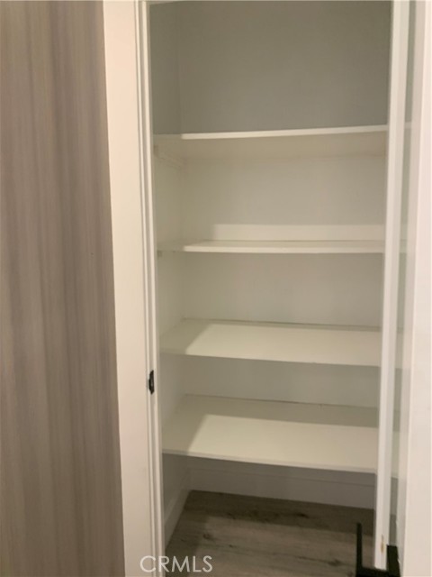 11565 Iowa Avenue, Los Angeles CA: https://media.crmls.org/medias/00a7d8ff-8194-4ee0-b170-f299552172f3.jpg