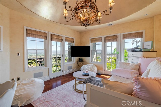Image 63 of 75 For 25711 Shady Oak Ln