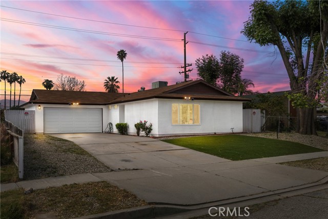 Detail Gallery Image 1 of 27 For 1879 Hardt St, Loma Linda,  CA 92354 - 3 Beds | 2 Baths