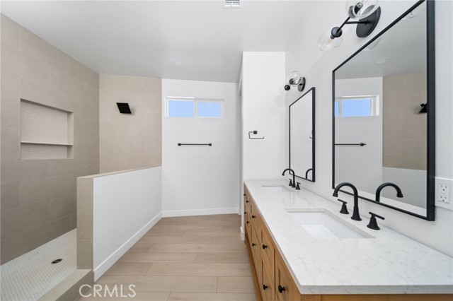 Detail Gallery Image 33 of 66 For 28830 Vacation Dr, Canyon Lake,  CA 92587 - 4 Beds | 4 Baths