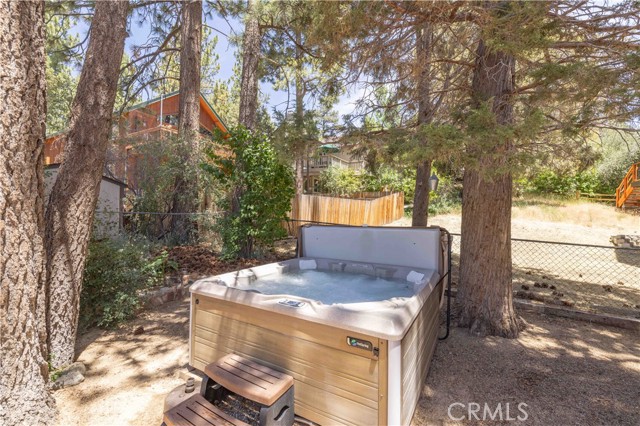 Detail Gallery Image 26 of 29 For 42730 Sonoma Dr, Big Bear Lake,  CA 92315 - 3 Beds | 3 Baths