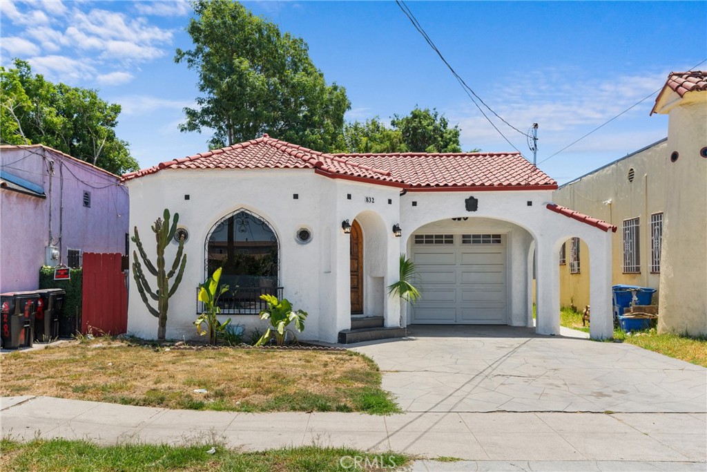 832 W 95th Street