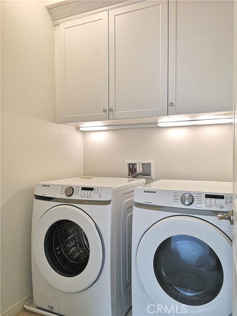 27 Larkfield, Irvine CA: https://media.crmls.org/medias/00ab5896-2cd0-41fe-a883-a958274cc310.jpg
