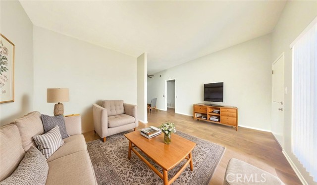 Detail Gallery Image 6 of 32 For 136 W Union Ave #11,  Fullerton,  CA 92832 - 2 Beds | 1 Baths