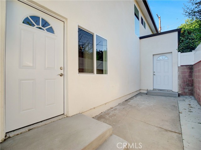 Detail Gallery Image 3 of 15 For 13133 Burton, North Hollywood,  CA 91605 - 3 Beds | 2 Baths