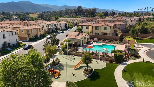 Detail Gallery Image 34 of 39 For 2855 Villa Catalonia Ct, Corona,  CA 92881 - 3 Beds | 2/1 Baths