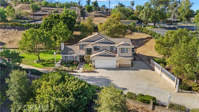 16291 Ringbit Court, Riverside CA: https://media.crmls.org/medias/00ac46fe-ecbc-478e-aa7e-d56f9a31ba36.jpg