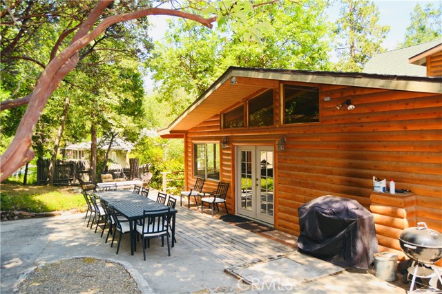 39162 Manzanita, Bass Lake CA: https://media.crmls.org/medias/00ac9911-ca61-43bf-af9e-7eafd155c28e.jpg