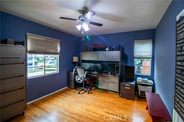 2484 Hanning Avenue, Altadena CA: https://media.crmls.org/medias/00acaa63-51b0-4f02-bd5c-c1bf86124639.jpg