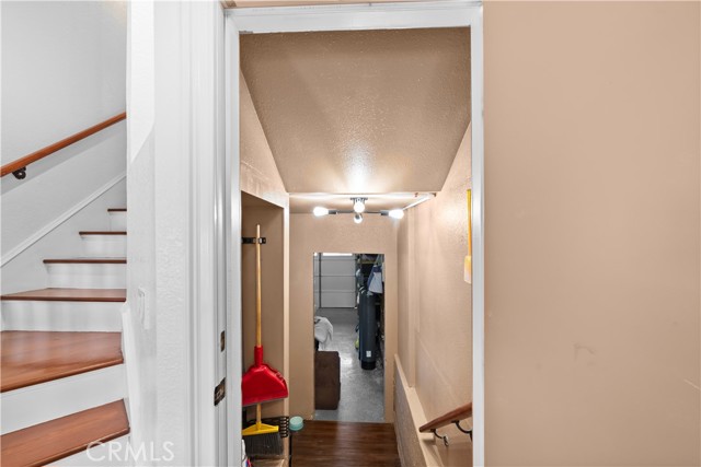15 Vittoria Street, Laguna Niguel CA: https://media.crmls.org/medias/00ad07fb-ef6d-43f5-8d9d-19d72c34c5eb.jpg