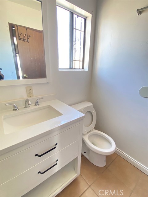 509 E 97th Street, Inglewood CA: https://media.crmls.org/medias/00ad0f15-ea63-4618-b33c-6c3d674a36e1.jpg