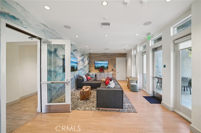 Detail Gallery Image 34 of 44 For 11048 Luminate, Rancho Cucamonga,  CA 91730 - 3 Beds | 2/1 Baths