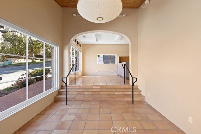 421 Via Chico, Palos Verdes Estates, California 90274, ,Commercial Lease,For Rent,421 Via Chico,CRPV22034413