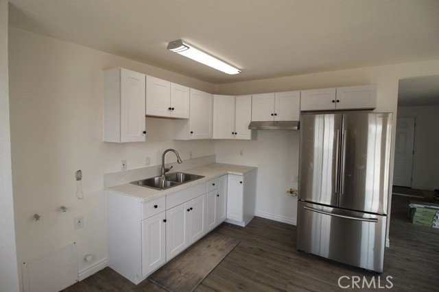 Detail Gallery Image 2 of 19 For 1040 Mojave Dr, Barstow,  CA 92311 - 3 Beds | 1 Baths