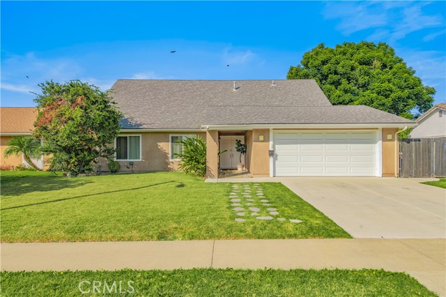 Detail Gallery Image 3 of 30 For 649 Heather, Placentia,  CA 92870 - 4 Beds | 3 Baths