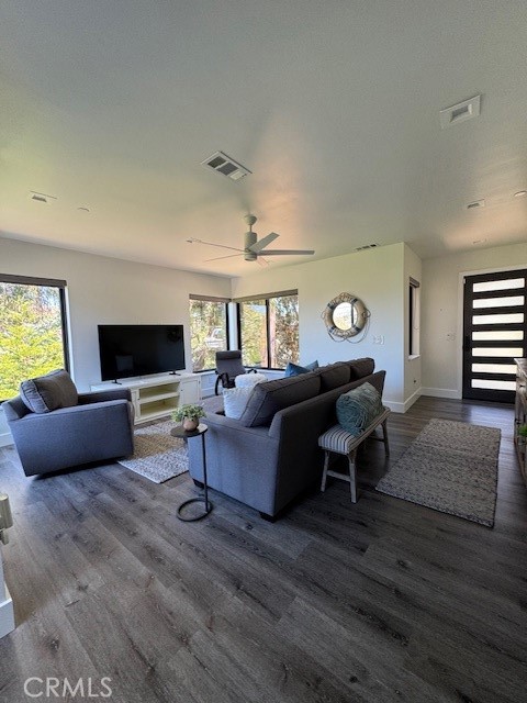 61 Birch, Cayucos CA: https://media.crmls.org/medias/00b12156-4692-4a9a-bc58-61077dd8c933.jpg