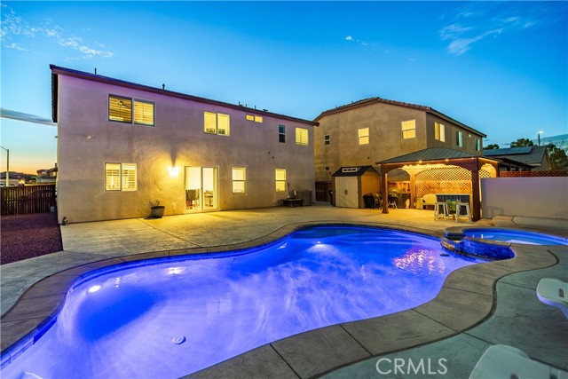 Detail Gallery Image 4 of 49 For 2434 Lugar Hermoso Ct, Rosamond,  CA 93560 - 4 Beds | 2/1 Baths