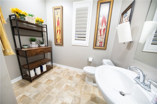 Detail Gallery Image 11 of 28 For 5183 Beech Ln, Banning,  CA 92220 - 3 Beds | 2/1 Baths
