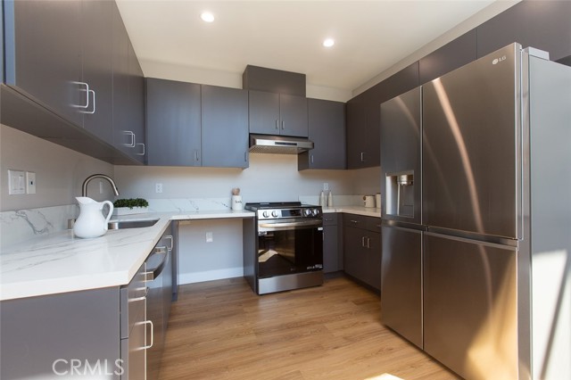 Detail Gallery Image 4 of 33 For 3682 Harriman Ave #2,  El Sereno,  CA 90032 - 3 Beds | 3/1 Baths