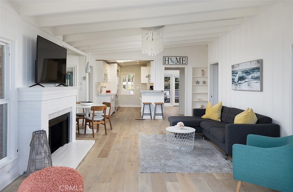 00b1fee3 B532 48d4 84d9 03d6abff38d3