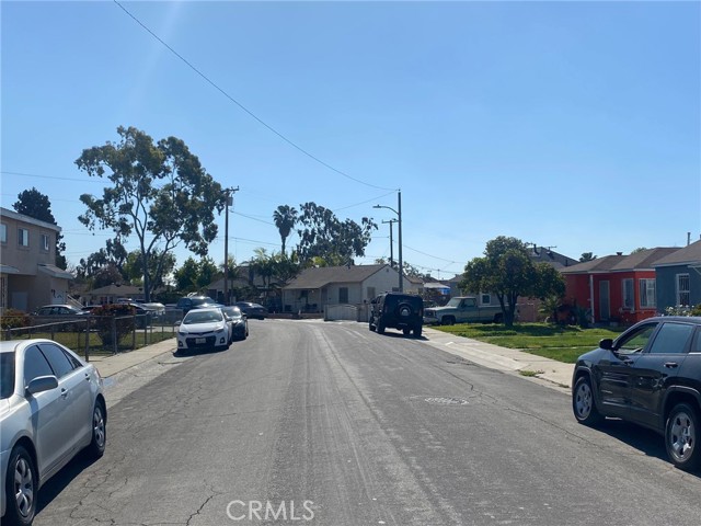 205 S Matthisen Avenue, Compton, CA, 90220 205 S Matthisen Avenue, Compton, CA, 90220