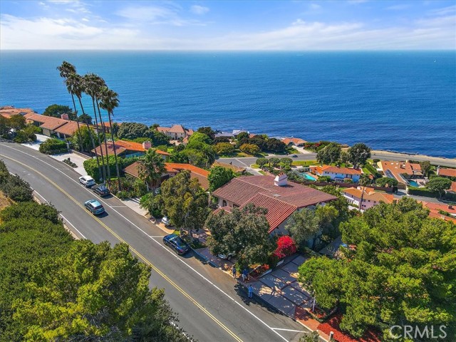 621 Palos Verdes Drive, Palos Verdes Estates, California 90274, 3 Bedrooms Bedrooms, ,3 BathroomsBathrooms,Residential,Sold,Palos Verdes,PV22172337