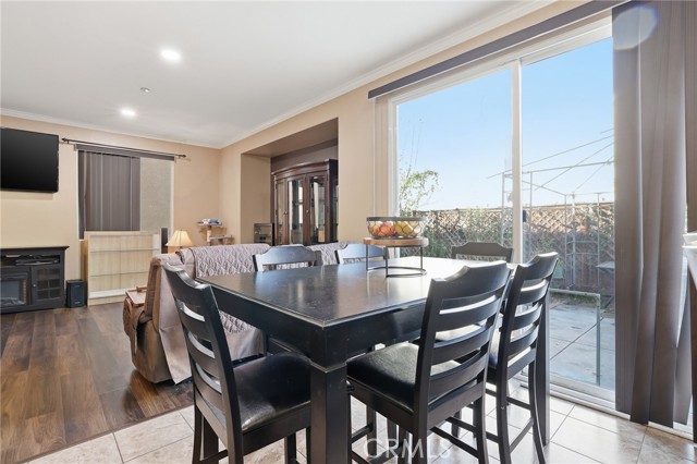 Detail Gallery Image 9 of 35 For 11379 Villa Del Sol, Pacoima,  CA 91331 - 4 Beds | 3 Baths