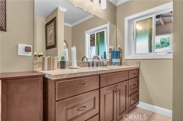 959 Rodeo, Fullerton CA: https://media.crmls.org/medias/00b2efb3-5d06-4387-9089-2983d1242dca.jpg