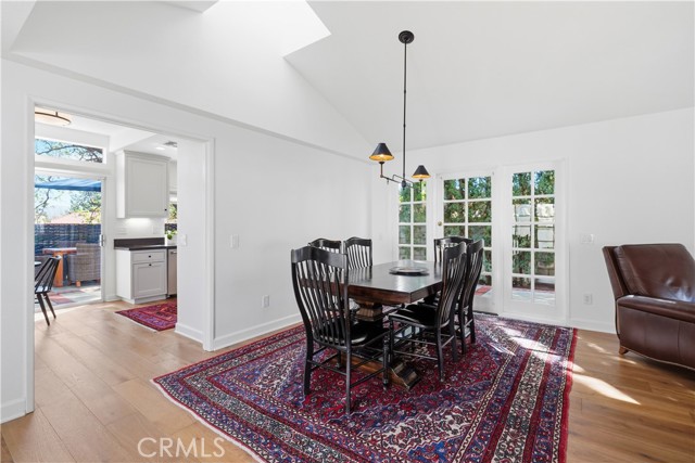 Image 6 of 38 For 26352 Ivrea  