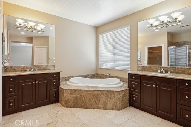 4224 Oliphant Court, Riverside CA: https://media.crmls.org/medias/00b3213a-0ca6-420b-9734-e68ea6b47848.jpg