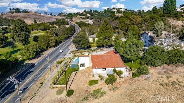 Detail Gallery Image 15 of 70 For 16132 Valley Springs Rd, Chino Hills,  CA 91709 - 5 Beds | 3/1 Baths