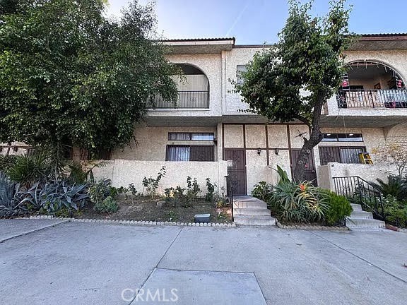 Detail Gallery Image 7 of 16 For 13243 Vanowen #5,  North Hollywood,  CA 91605 - 2 Beds | 3 Baths