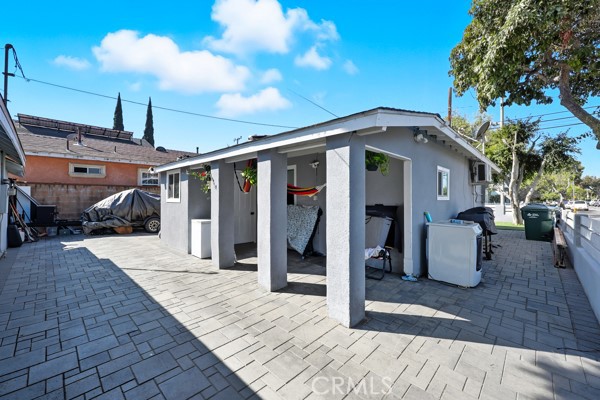 Detail Gallery Image 7 of 22 For 7010 San Vincente, Paramount,  CA 90723 - – Beds | – Baths