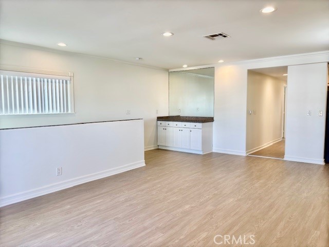 5011 RIVER Avenue, Newport Beach CA: https://media.crmls.org/medias/00b4bc0b-03eb-49ec-a6ae-107d18ef544f.jpg