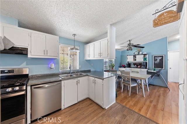 3663 Buchanan Street, Riverside CA: https://media.crmls.org/medias/00b4c987-6668-451e-8f2a-1634c1e9a04d.jpg