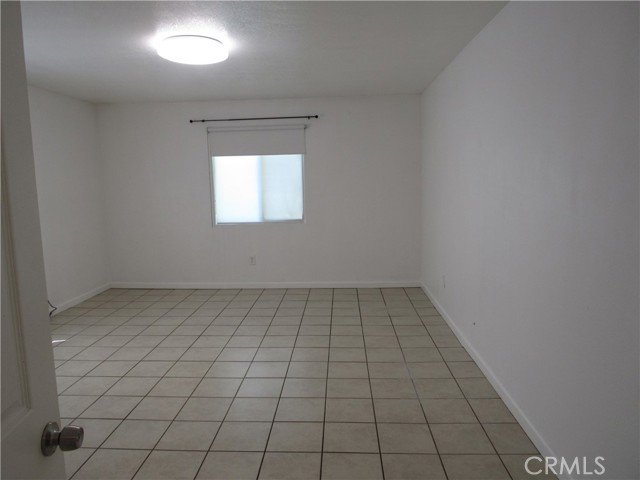10517 50th Street, Jurupa Valley CA: https://media.crmls.org/medias/00b5967a-c1e6-4785-87d4-b4d95b5499ad.jpg