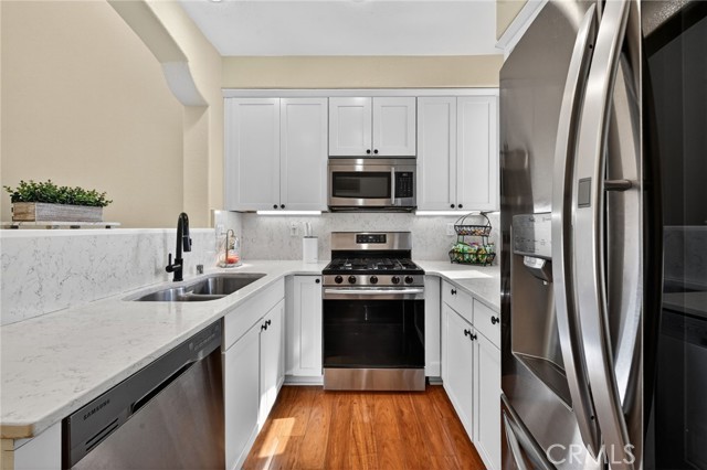 Detail Gallery Image 17 of 41 For 41555 King Palm #2,  Murrieta,  CA 92562 - 3 Beds | 2 Baths