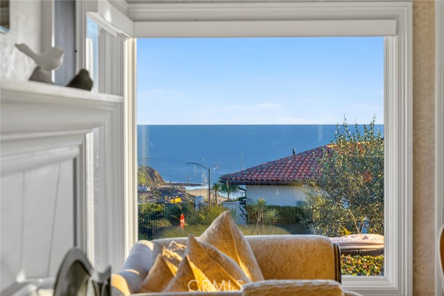 Detail Gallery Image 15 of 37 For 32201 Sea Island Dr, Dana Point,  CA 92629 - 4 Beds | 2/1 Baths