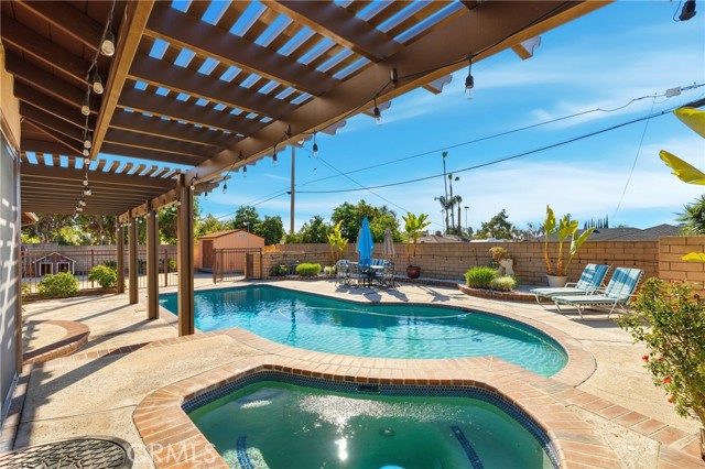 Detail Gallery Image 12 of 54 For 901 S Glenview, West Covina,  CA 91791 - 4 Beds | 2 Baths