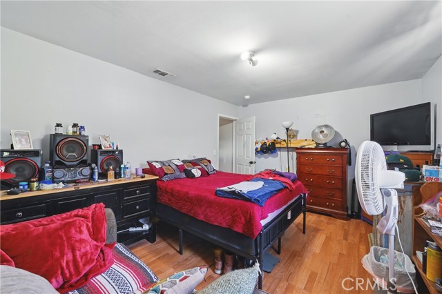 Detail Gallery Image 31 of 50 For 14276 Aztec St, Sylmar,  CA 91342 - 5 Beds | 4 Baths
