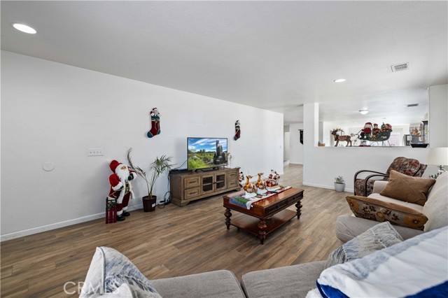 1810 E Jenner Street, Lancaster CA: https://media.crmls.org/medias/00b7a316-58b5-429a-addd-148f0079564f.jpg