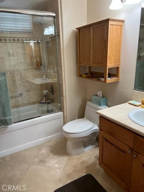 Bathroom tub, toilet and sink