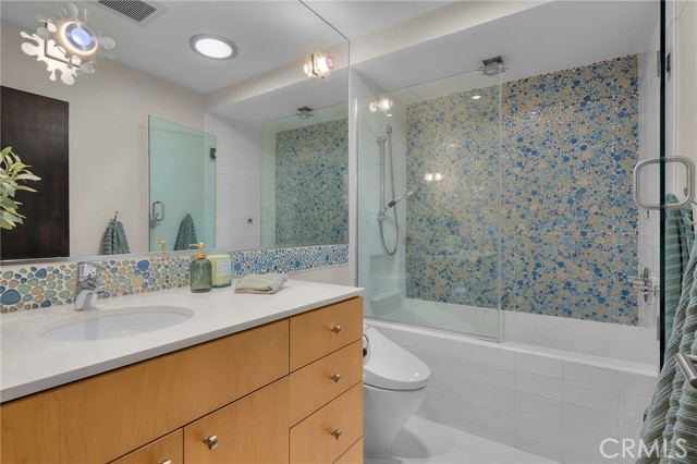 1 Crestwind Drive, Rancho Palos Verdes CA: https://media.crmls.org/medias/00b7ea74-1904-4b22-9abd-334cd9bf5031.jpg